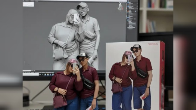 Miniatur AI Bersama Pasangan. [TikTok]
